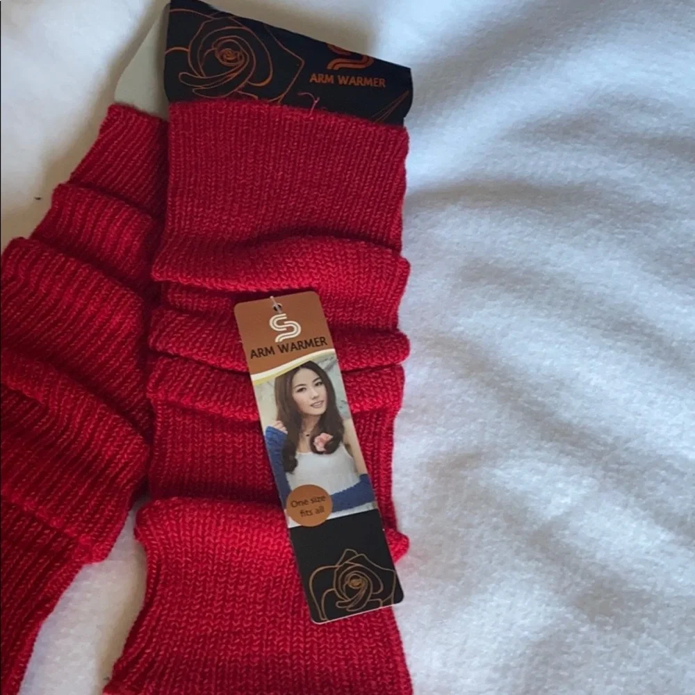 SALE 2/$27 Red Stretchy New Arm Warmers Bundle 2 or More Sale Items 4 Discount